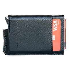 Aluminiové pouzdro potažené černou kůží na 6+2 platebních a jiných karet s vysunováním, potažené pevnou kůží